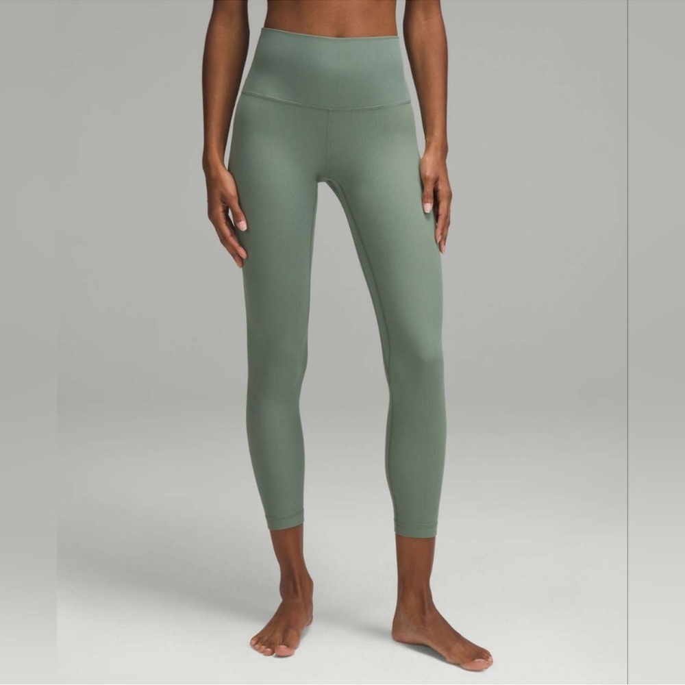 25c-NWT Lululemon Align Ribbed High-Rise Pant 25"
(Grey Eucalyptus) Size 12